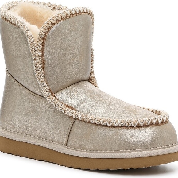 Crown Vintage Shoes - 𝓒𝓻𝓸𝔀𝓷 𝓥𝓲𝓷𝓽𝓪𝓰𝓮 Sylvesa bootie